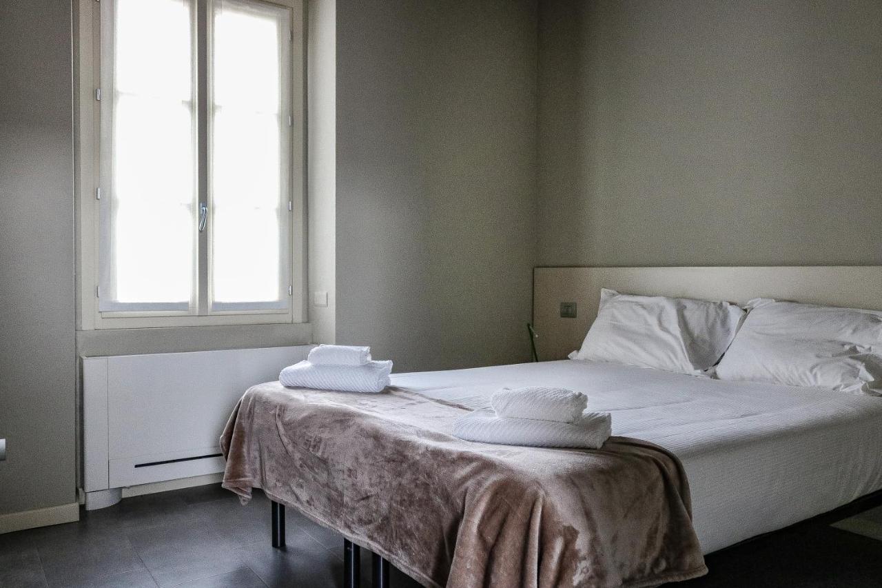 Via Natta - San Siro Apartments - 4 People ミラノ エクステリア 写真