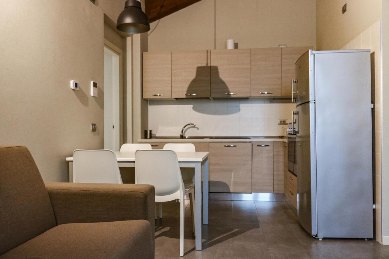 Via Natta - San Siro Apartments - 4 People ミラノ エクステリア 写真