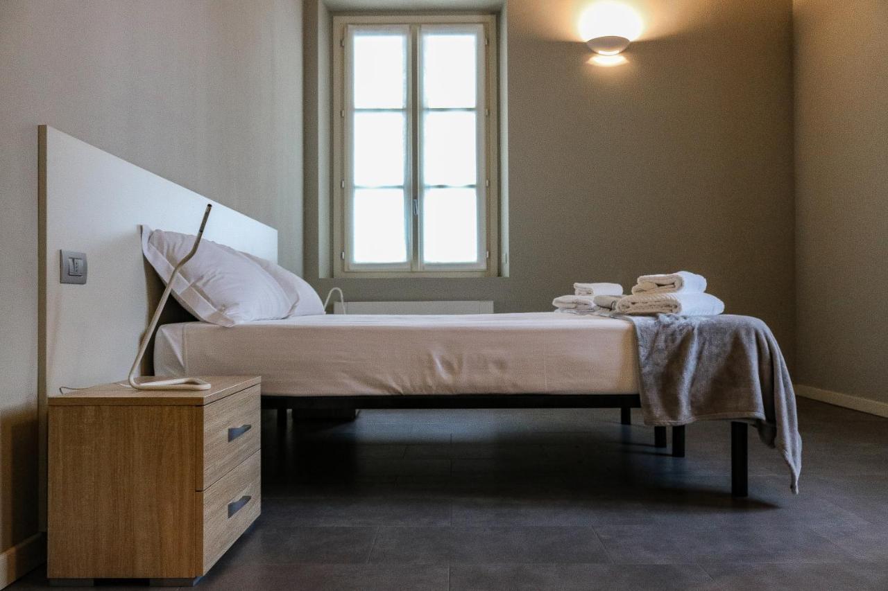 Via Natta - San Siro Apartments - 4 People ミラノ エクステリア 写真